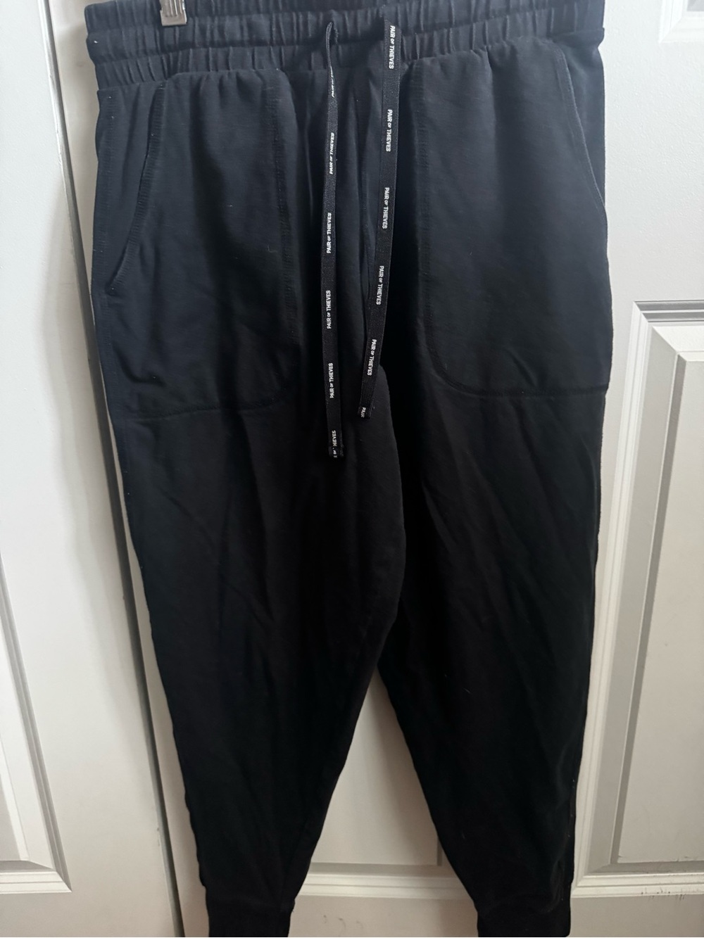 ⭐️ 2 for $20⭐️
Men's Black Jogger Pants with Drawstring Waist